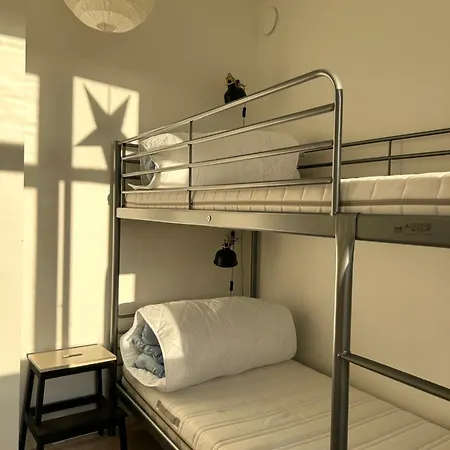 Appartamento Hel Bylejlighed I Det Gamle Pulsernede